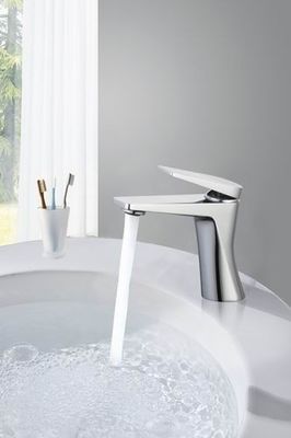 Gießdeck, Badezimmerbecken, Wasserhahn, Einhandgriff, Mischer, Warm- und Kaltwasserhahn