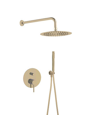 Klassische goldene Regendusche mit in der Wand verstecktem Griff